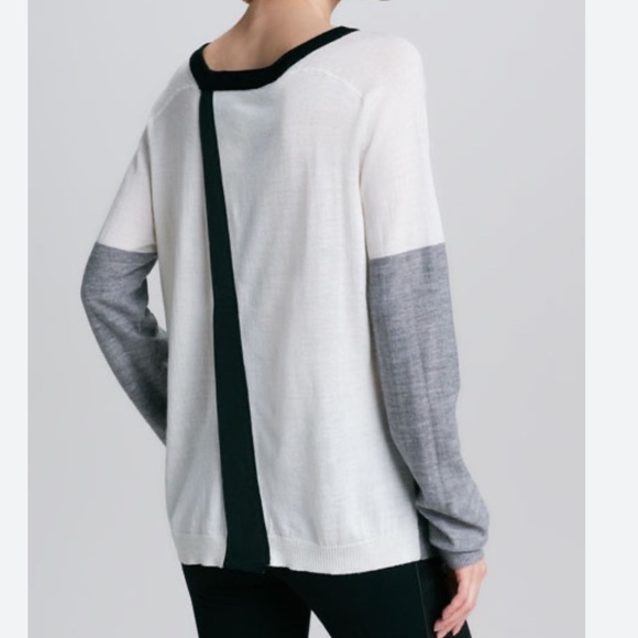 Aiko Catalina Color Block Split Back Sweater Size S - Picture 5 of 9